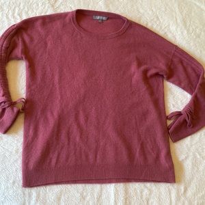 100% cashmere crewneck sweater